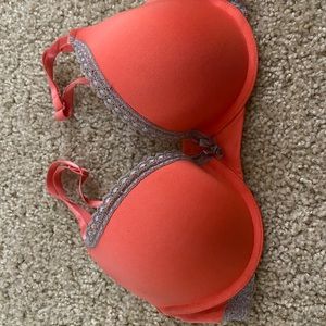 Pink Push up bra